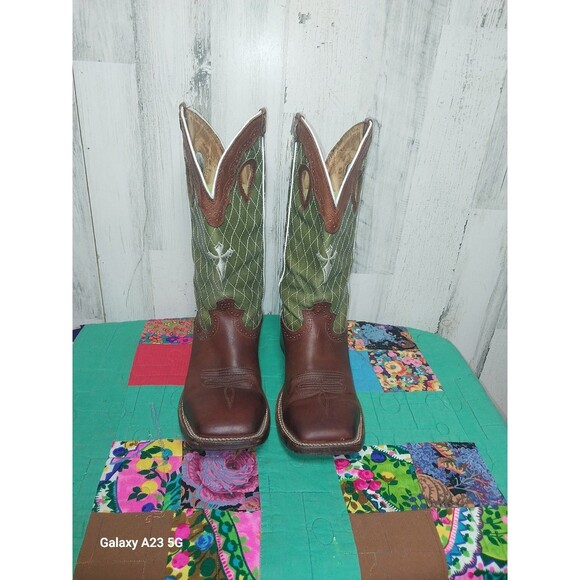 Twisted X Green Cross 12\